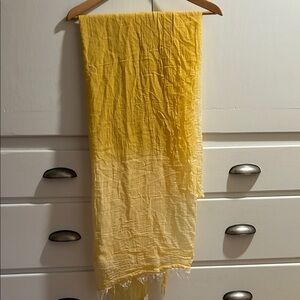 NWT beautiful Eileen Fisher ombré yellow scarf